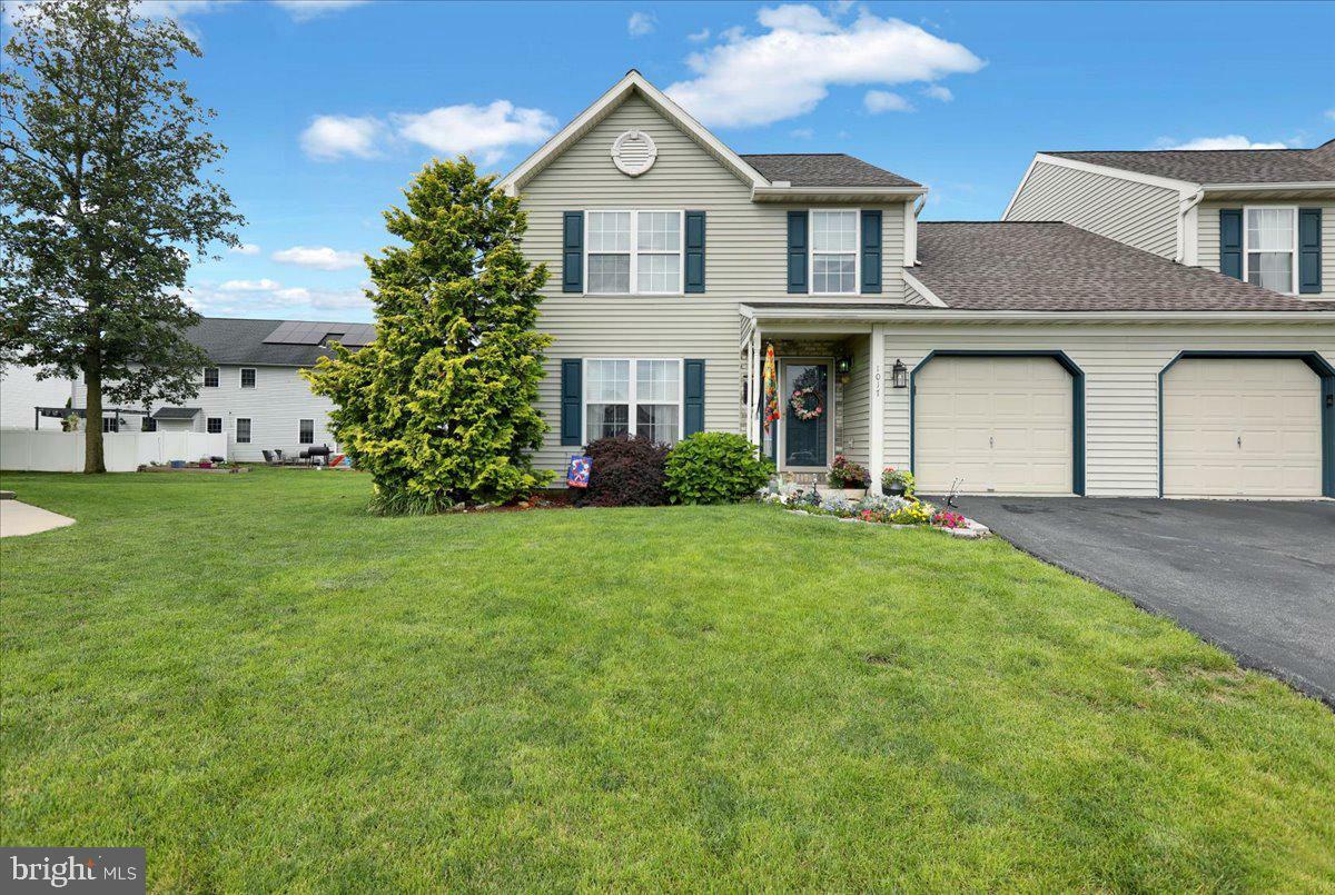 Property Photo:  1017 Saint Vincent Court  PA 19605 