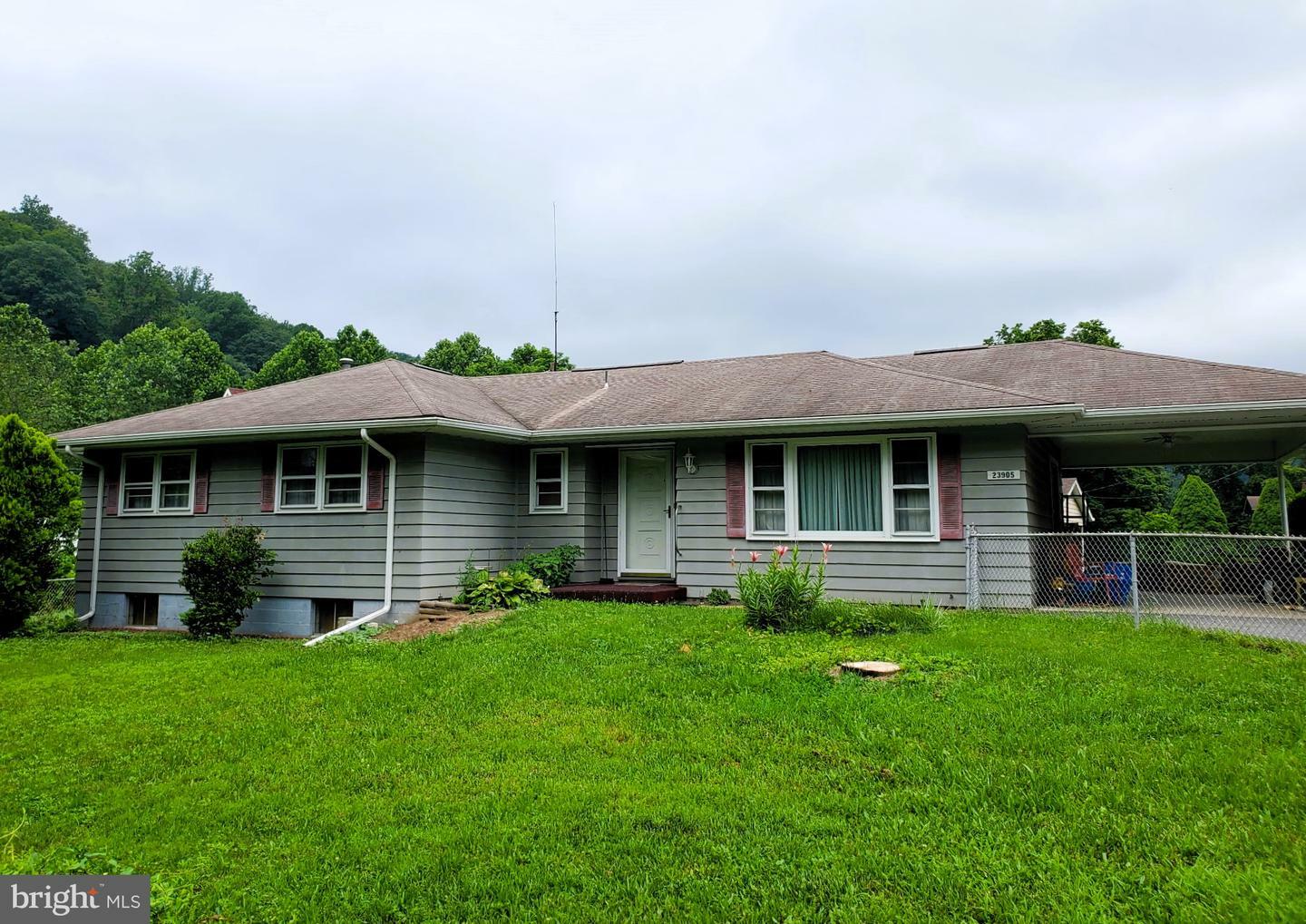 Property Photo: 23905 Keplinger Lane SW MD 21521