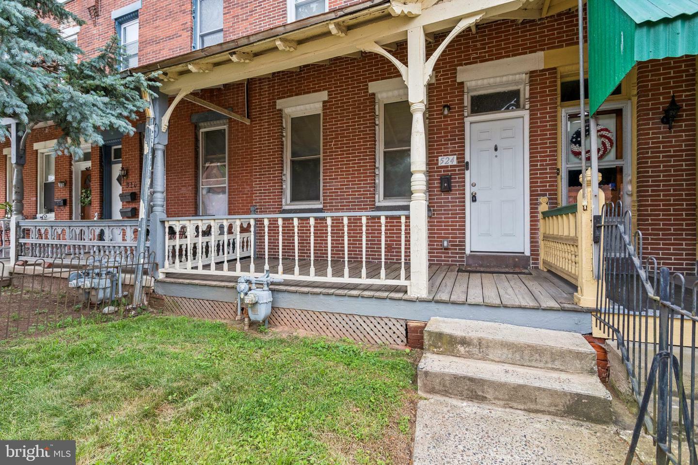 Property Photo:  524 Stanbridge Street  PA 19401 