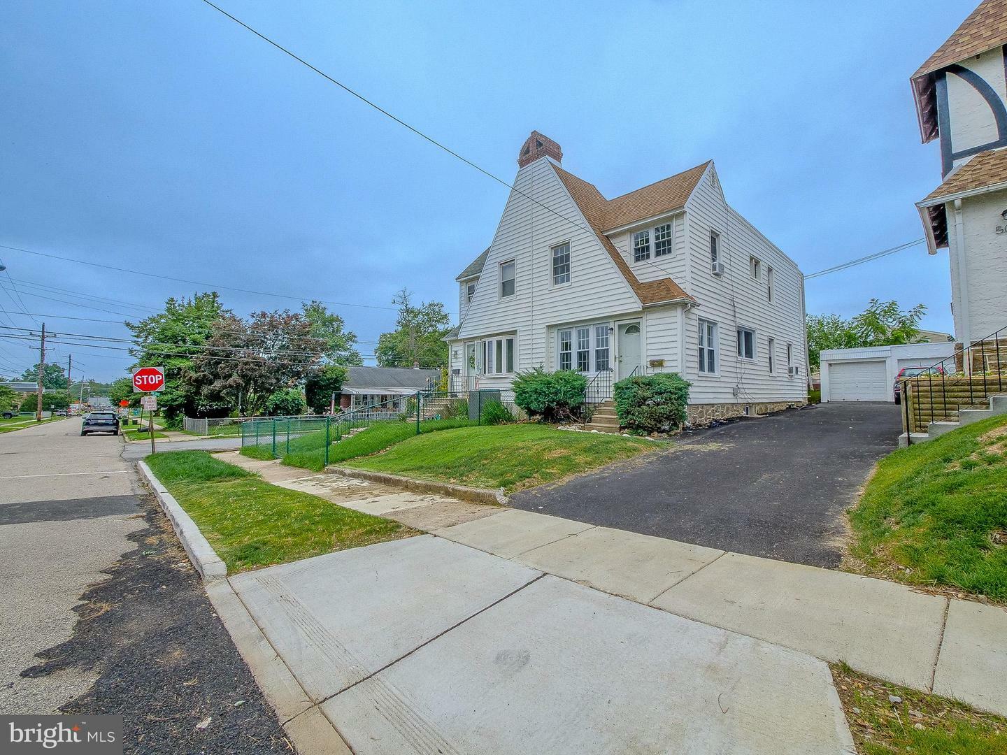Property Photo: 502 Lafayette Avenue PA 19076