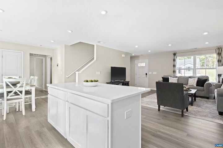 Property Photo: 180 Arches Ln VA 22923