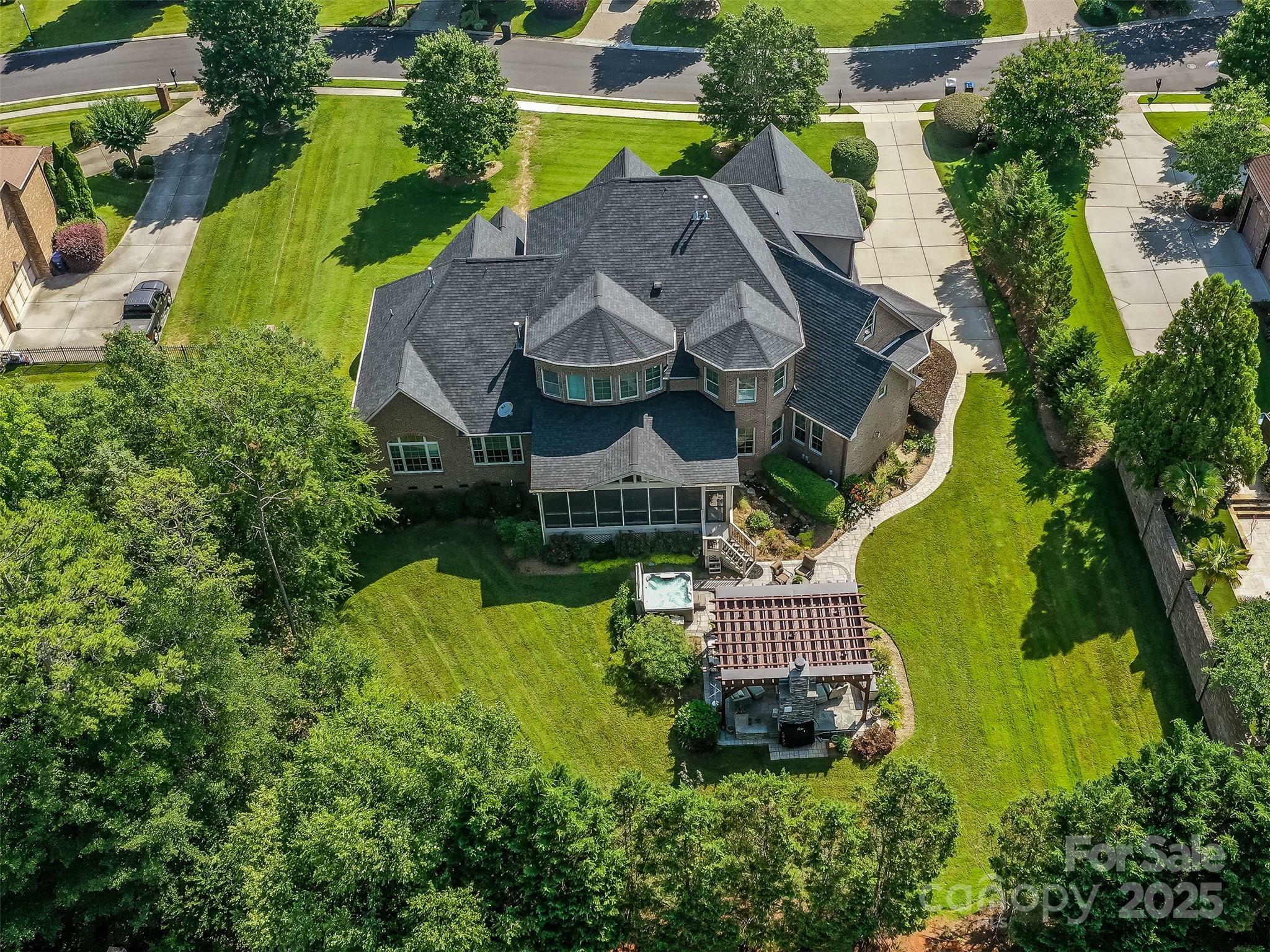 Property Photo:  1377 Shinnecock Lane  SC 29707 