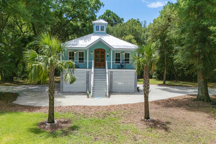 Property Photo: 16 Oakwood Lane SC 29438