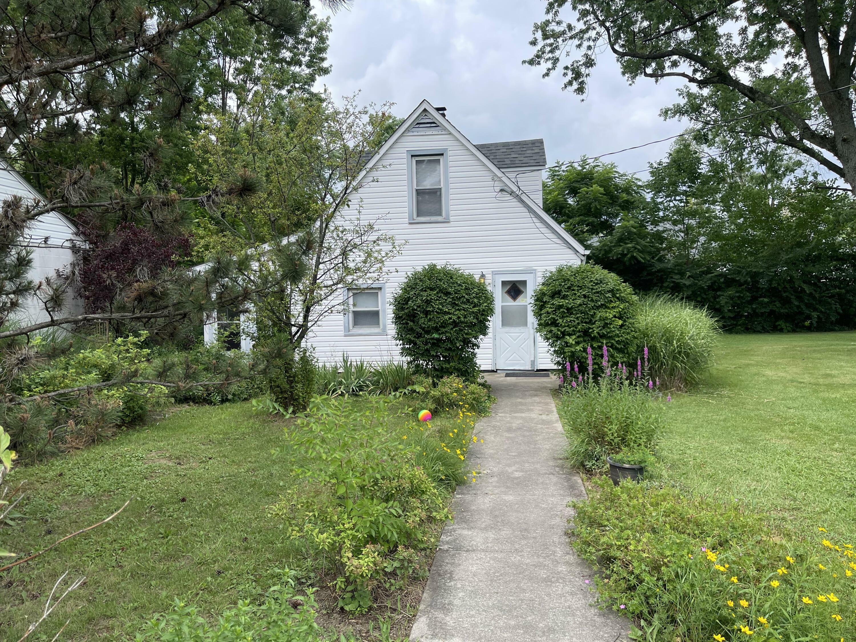 Property Photo: 359 N Grener Avenue OH 43228