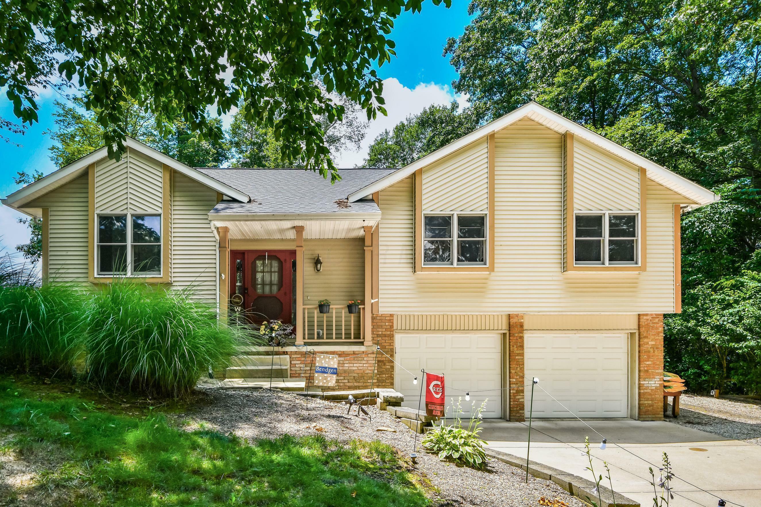 3182 Hiawatha Drive  Zanesville OH 43701 photo