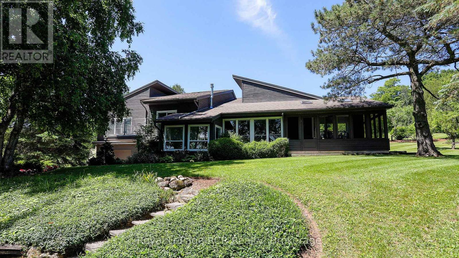 Property Photo: 503801 Grey Rd 12 ON N0C 1H0