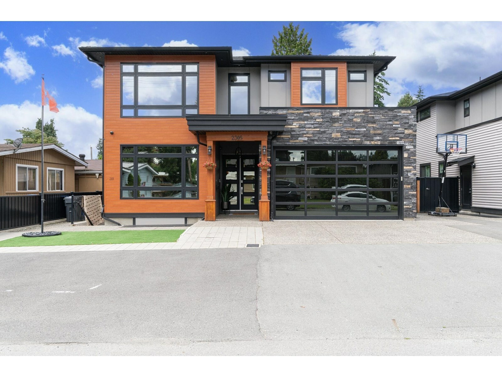 Property Photo: 2305 Lynden BC V2T 3B8