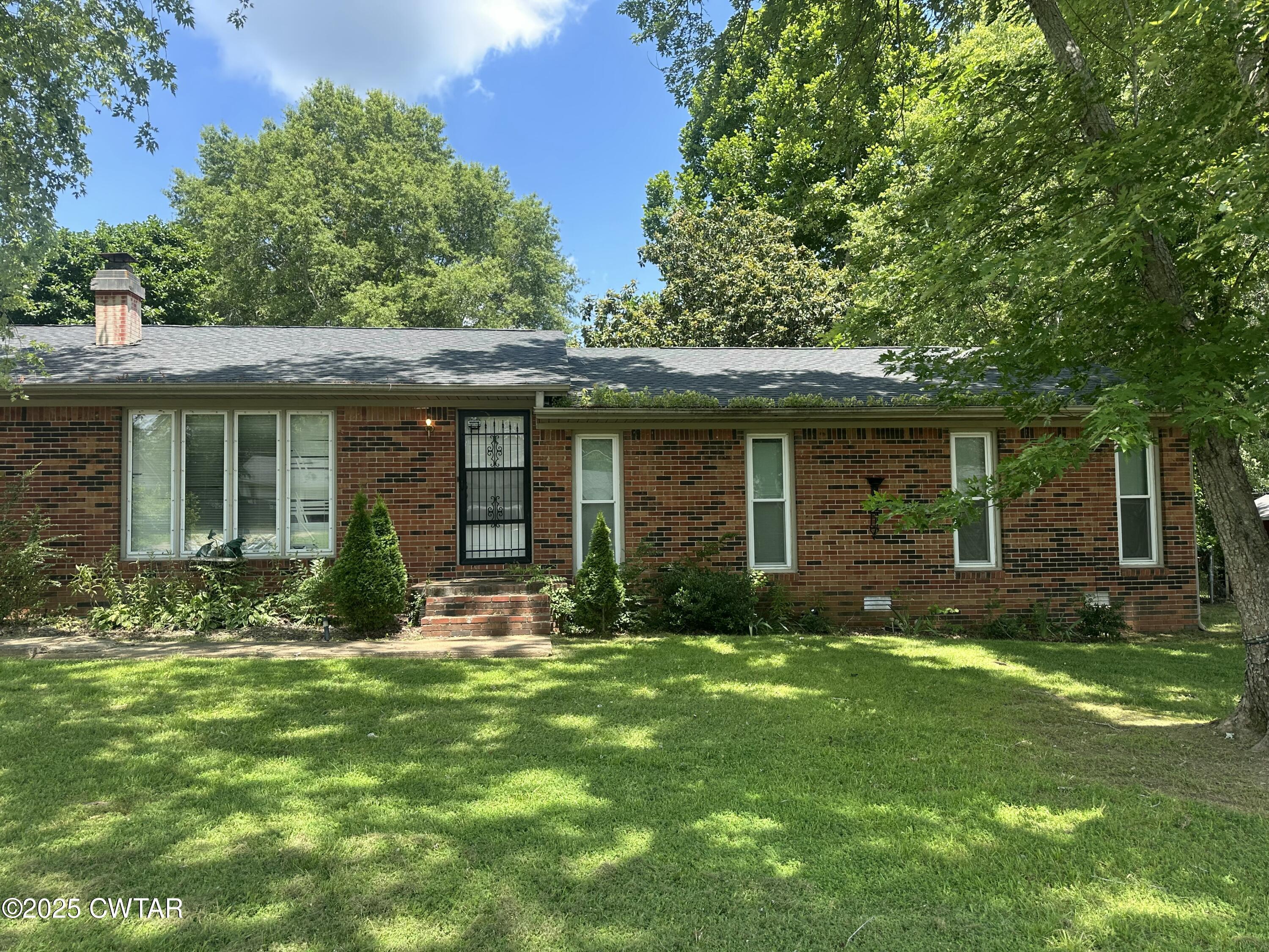 Property Photo: 49 Brenda Lane TN 38301