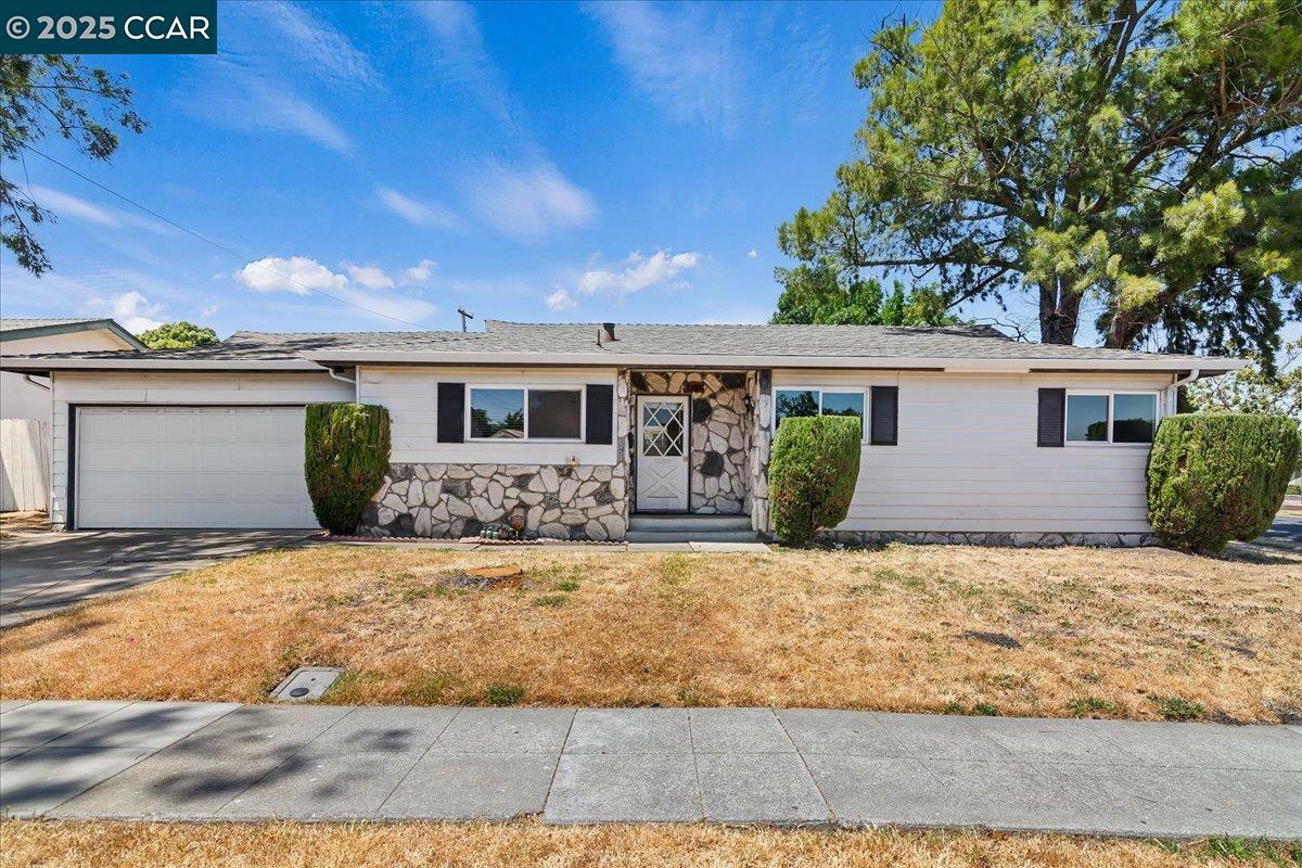 7777 Shannon Ave  Dublin CA 94568 photo