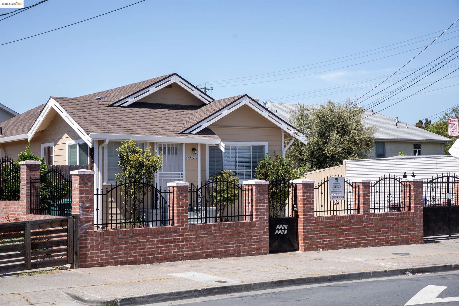 Property Photo:  3517 Allendale Ave  CA 94619 