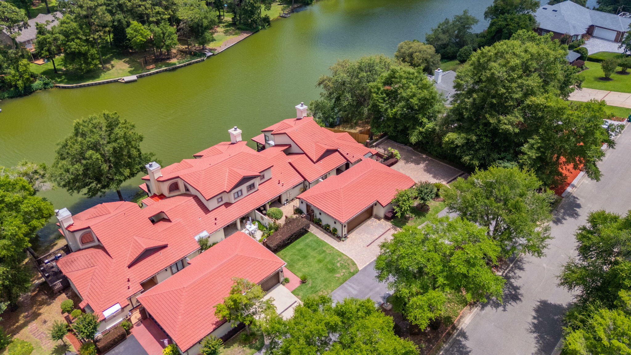 Property Photo: 1058 Lake Way Drive FL 32578