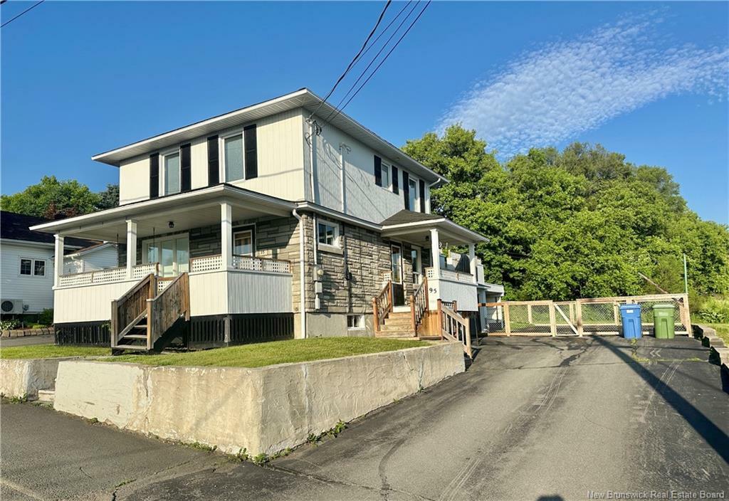 95 34E Avenue  Edmundston NB E3V 2T4 photo