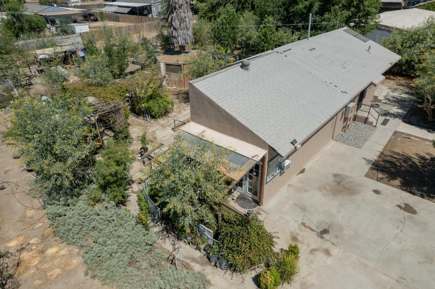 Property Photo: 5435 Road 37 CA 93201