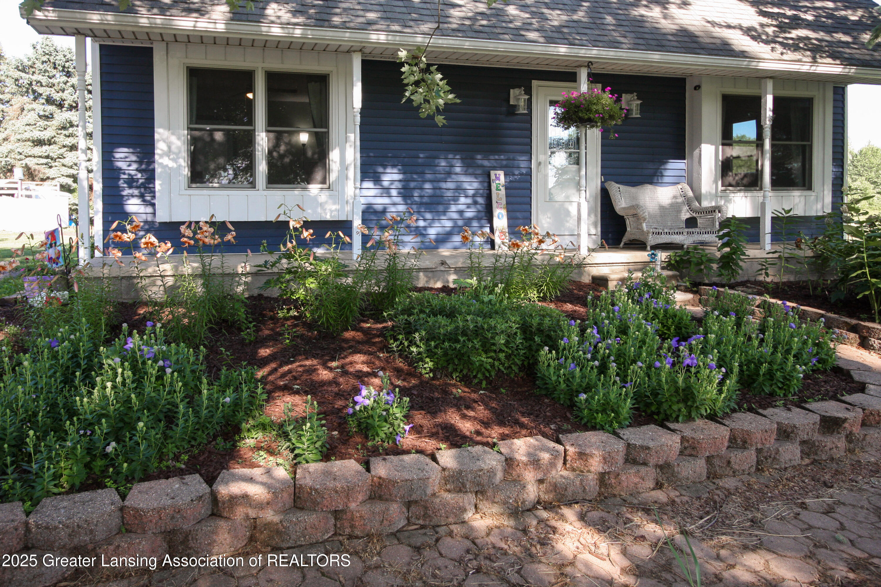 Property Photo: 10996 Benton Road MI 48837