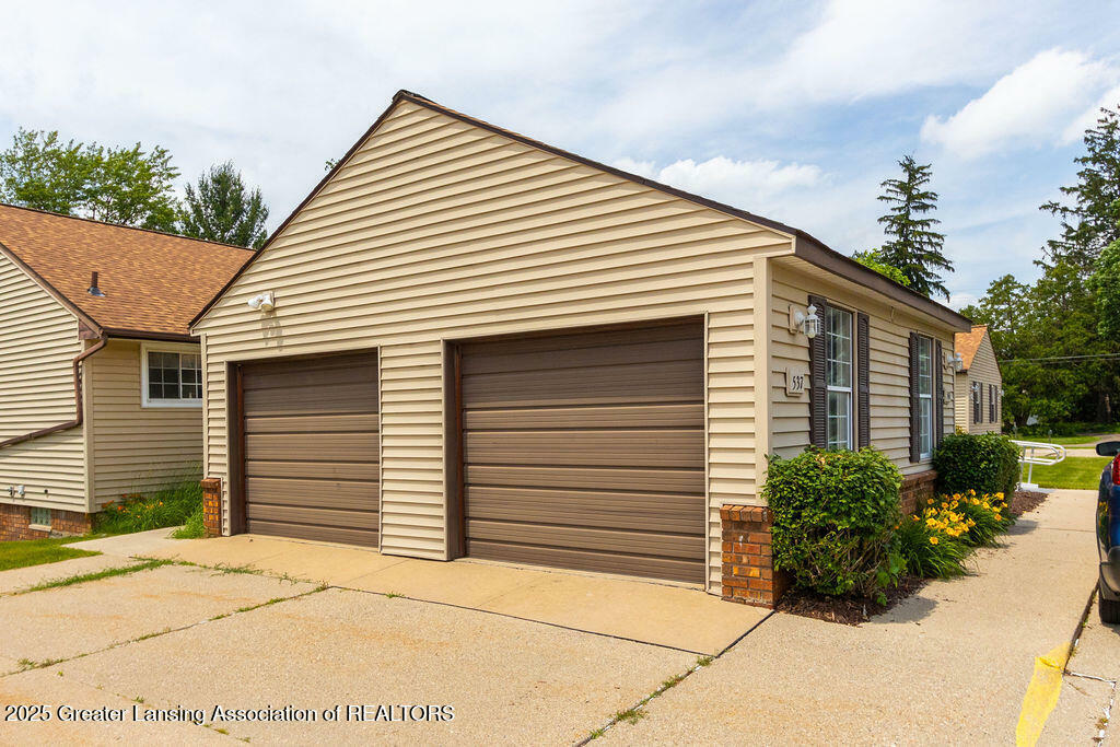 Property Photo: 541 Red Cedar Boulevard MI 48895