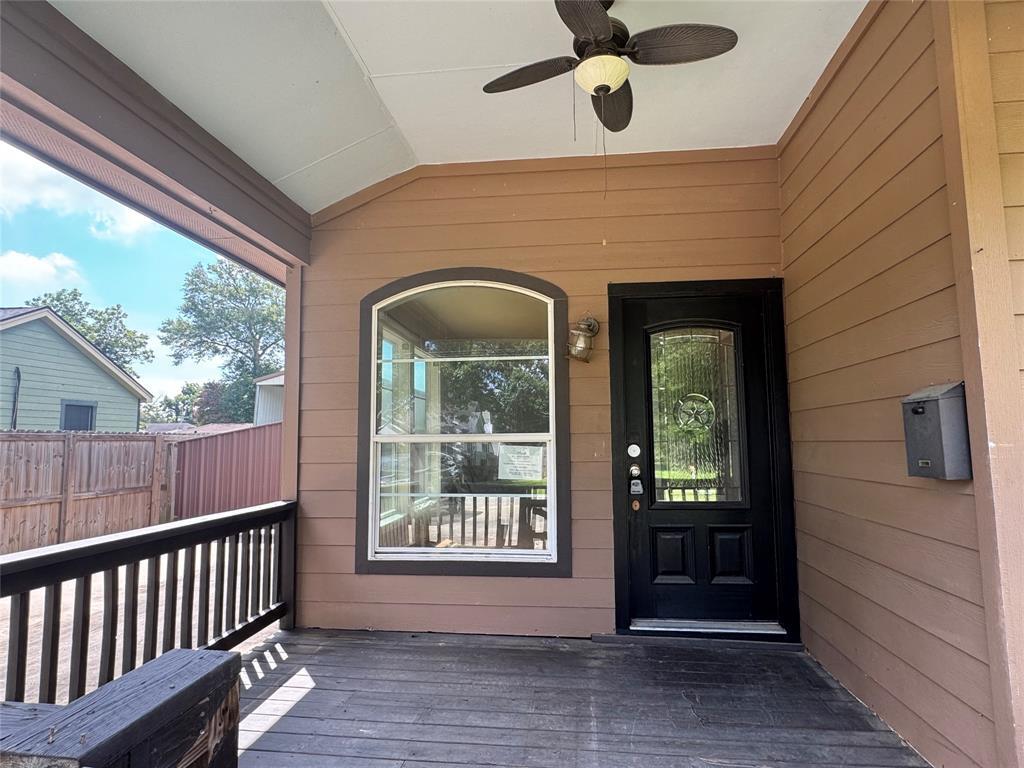 Property Photo:  6748 Jefferson Boulevard  TX 77619 