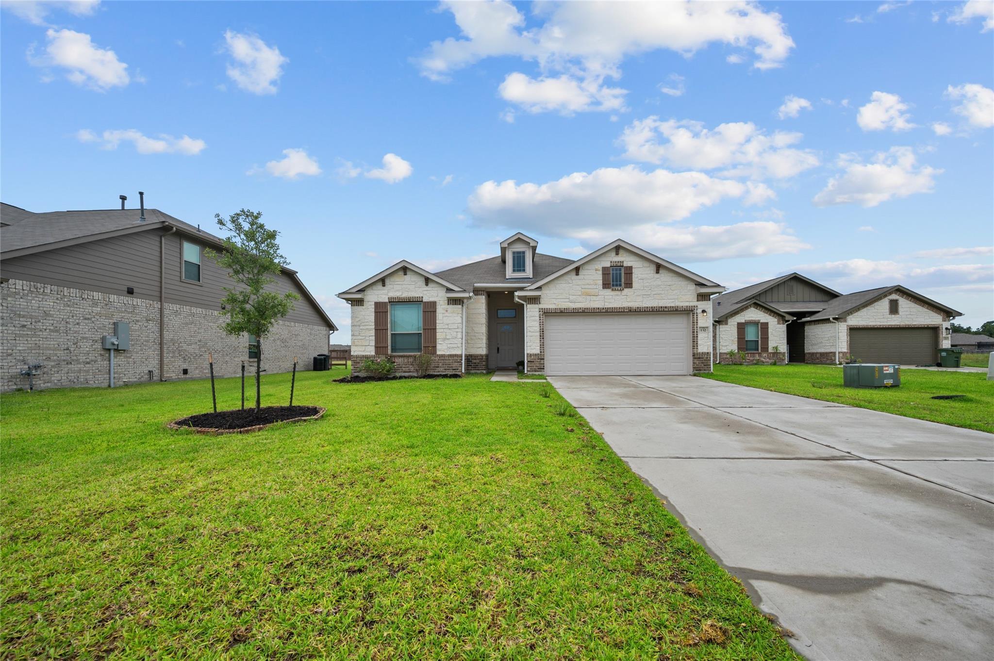 Property Photo:  132 Big Sandy Lane  TX 77514 