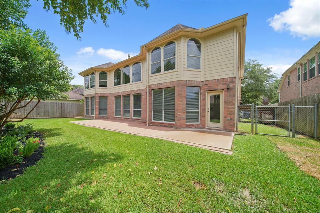 Property Photo: 2714 Plantation Wood Lane TX 77459