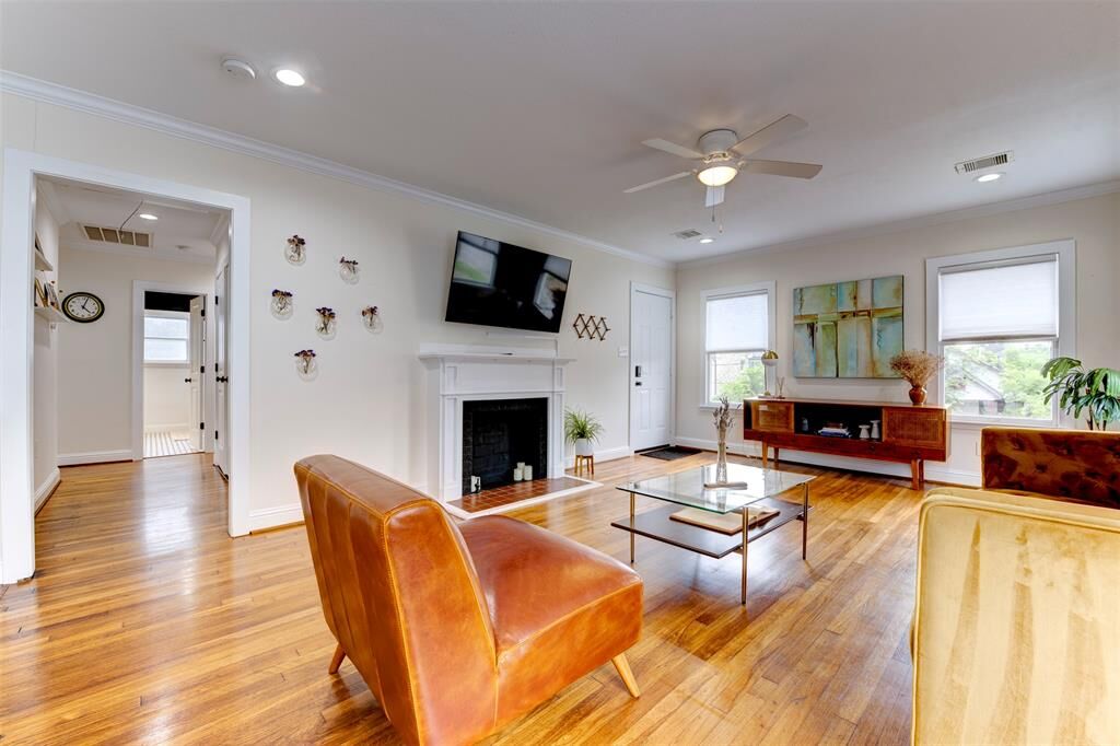 Property Photo:  2903 Wichita Street  TX 77004 