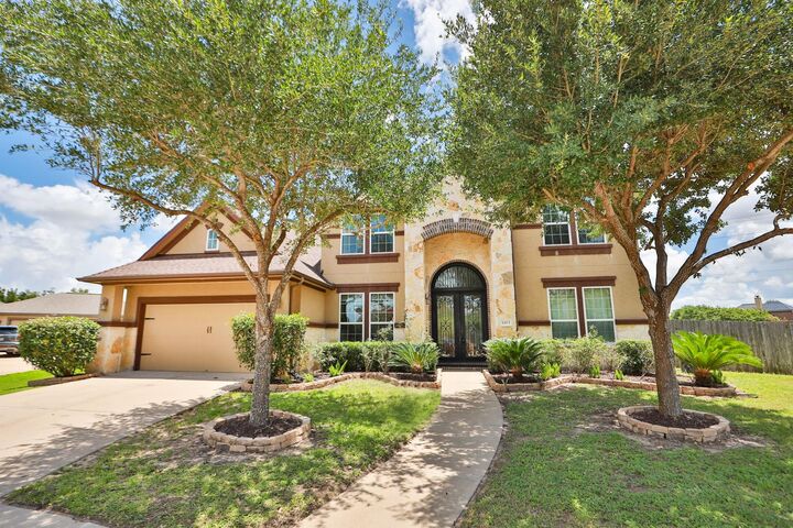 Property Photo:  4403 Fawn Hill Court  TX 77479 