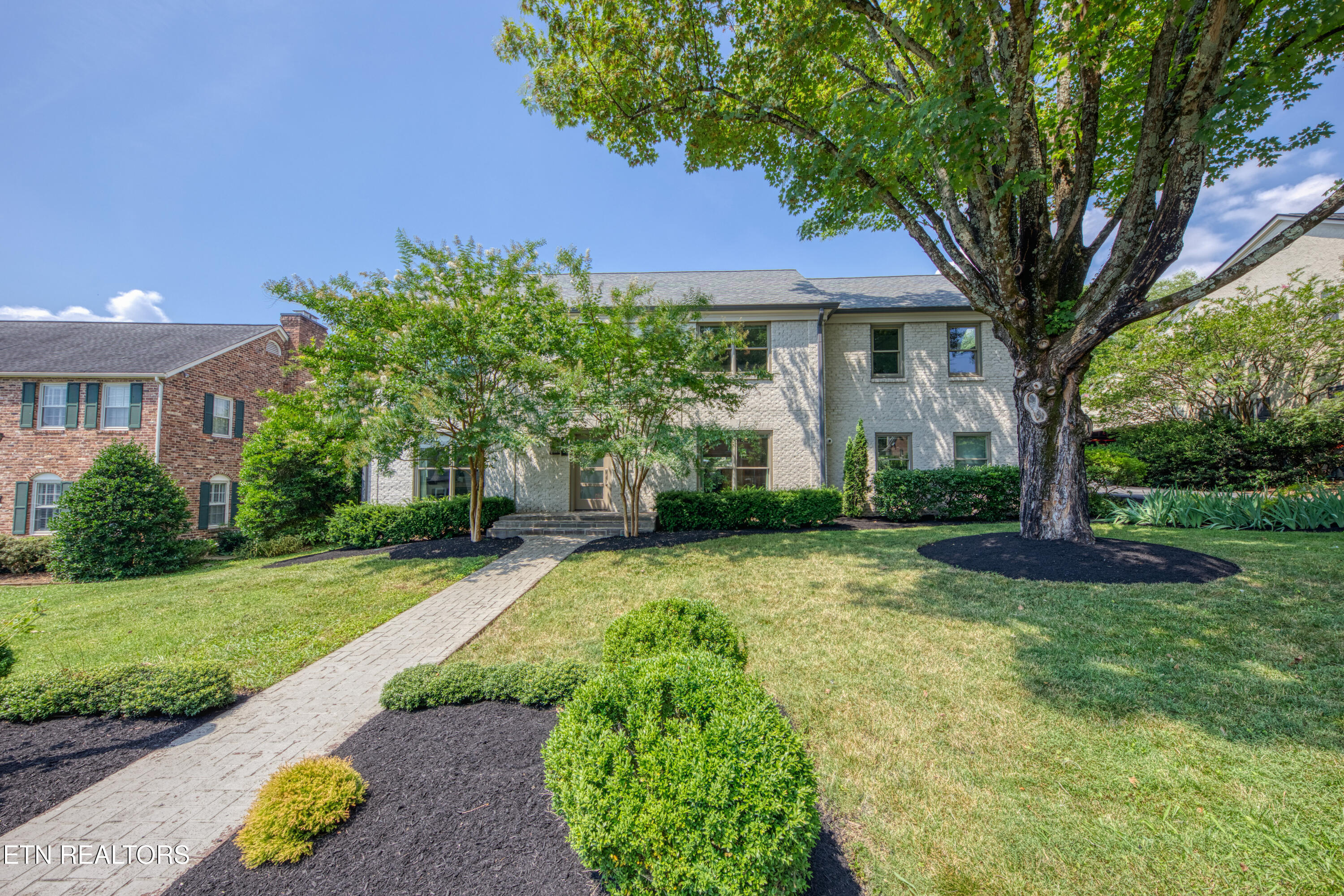 Property Photo:  413 Boxwood Square  TN 37919 