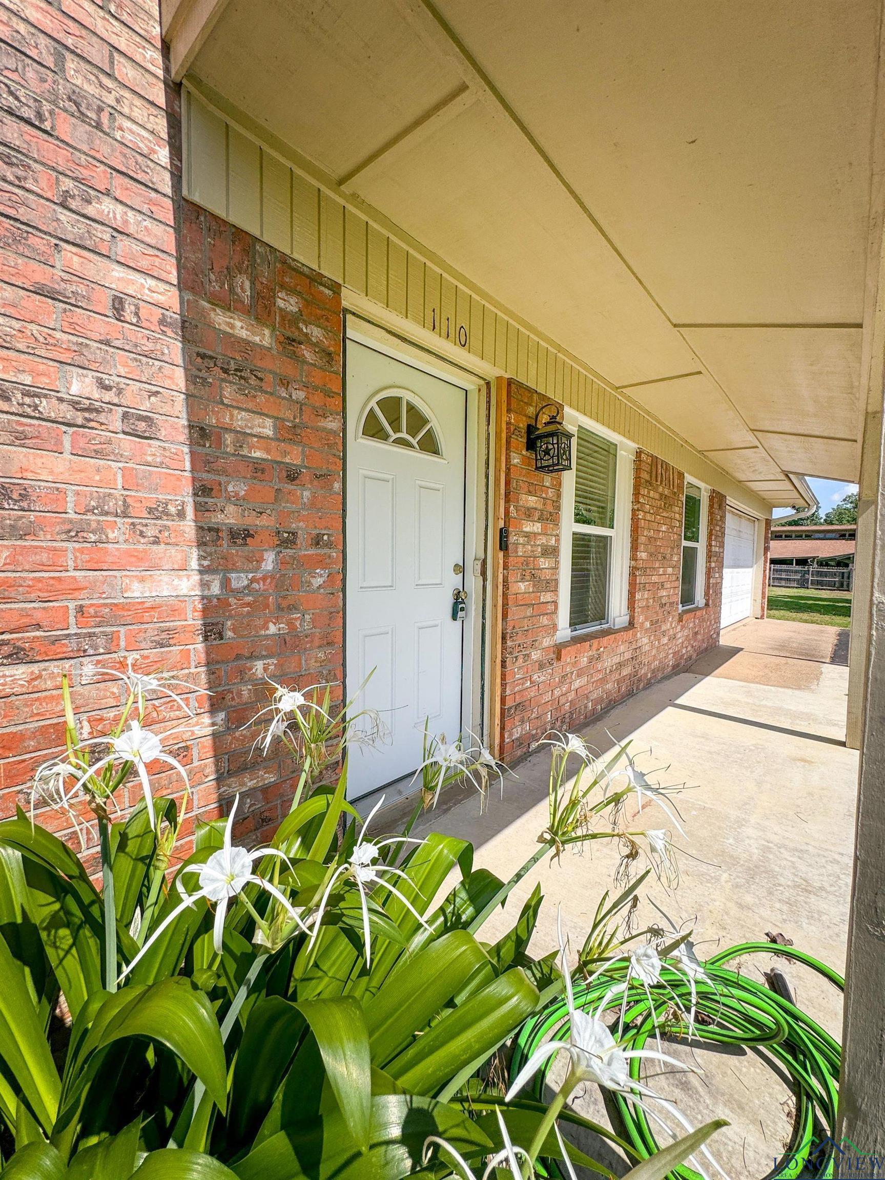 Property Photo: 110 Mockingbird Lane TX 75563