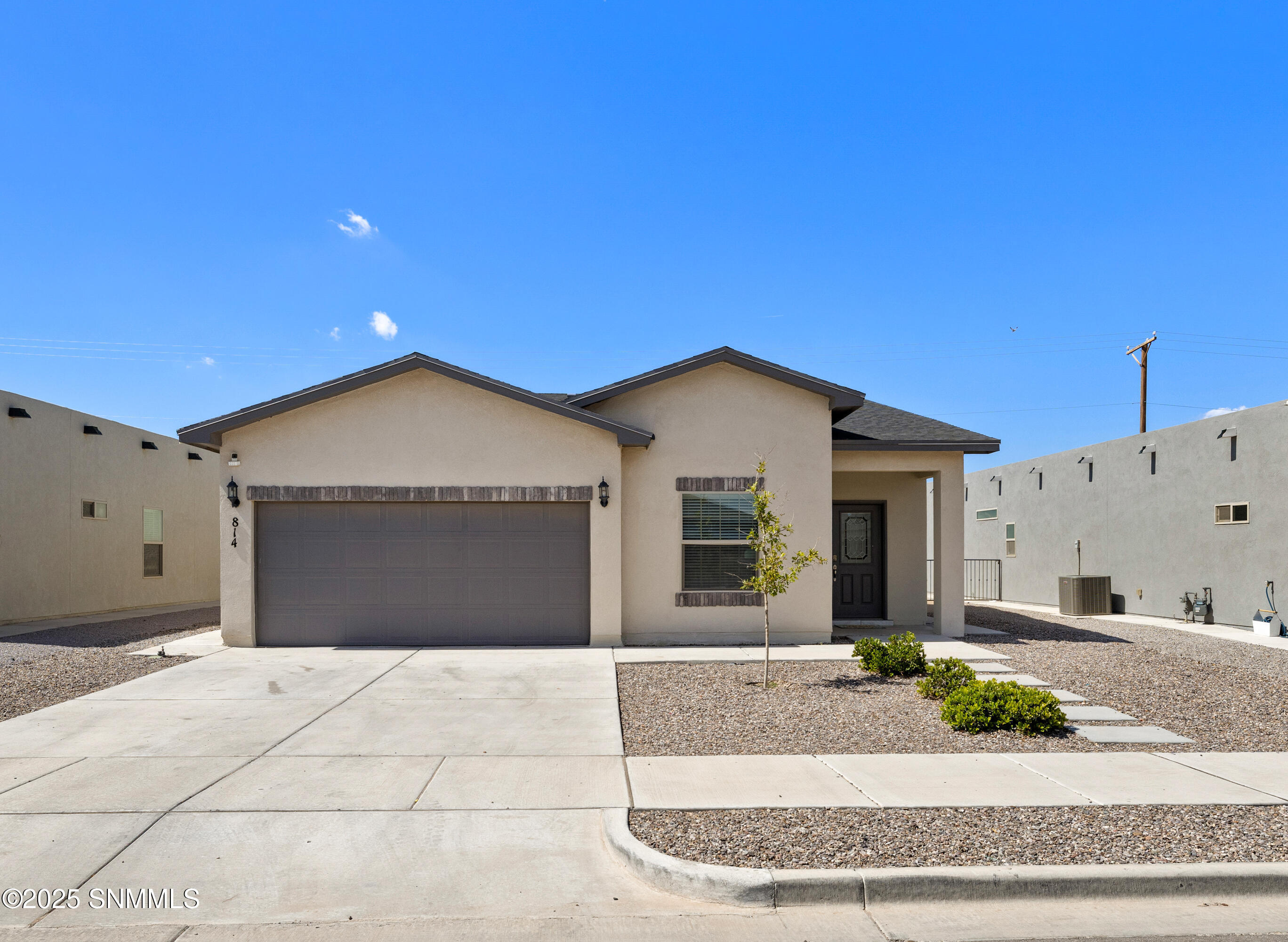 Property Photo: 814 Magnolia Park Street NM 88008