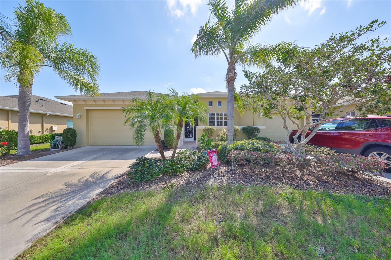 Property Photo: 2239 Sifield Greens Way 84 FL 33573
