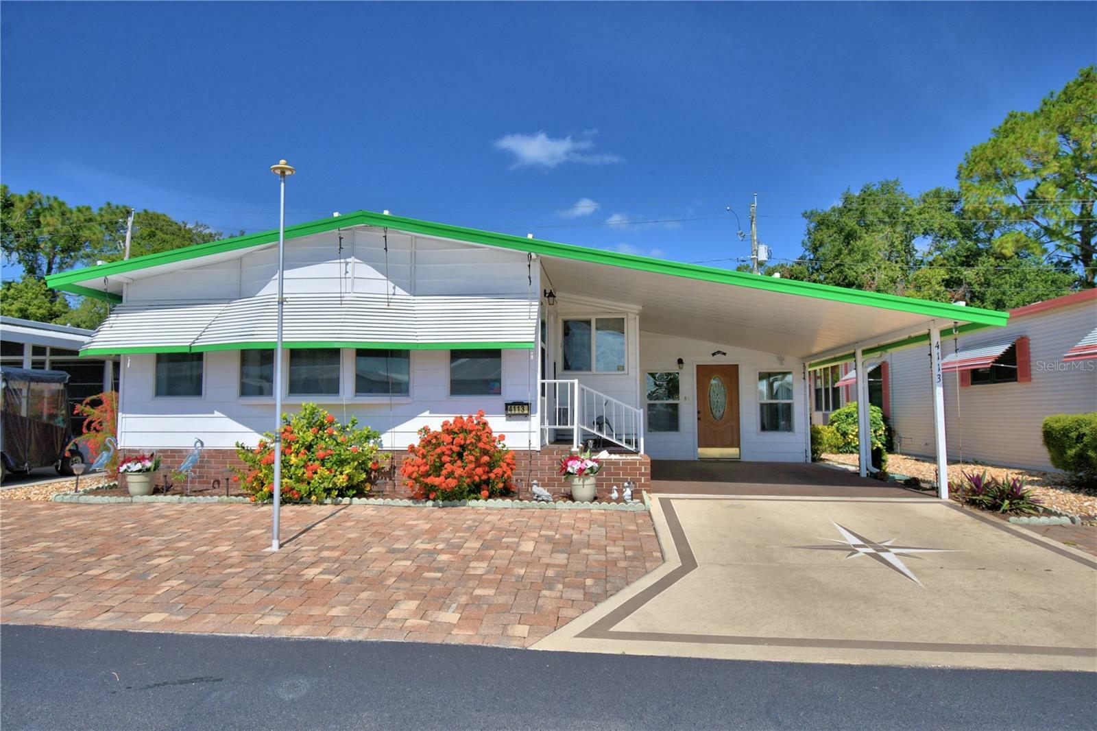 Property Photo:  4113 Rolling Oaks Drive  FL 33880 