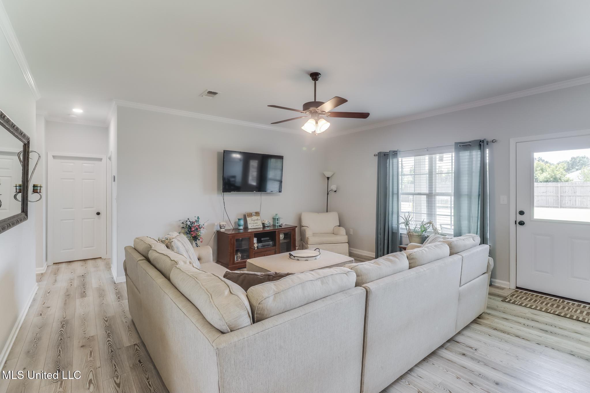 Property Photo:  64 Meadow Path Circle  MS 39466 