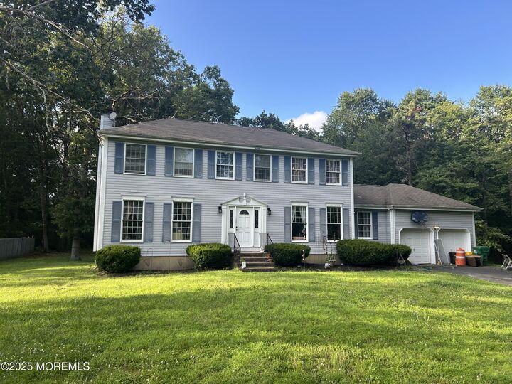 Property Photo:  10 Brentwood Drive  NJ 08527 