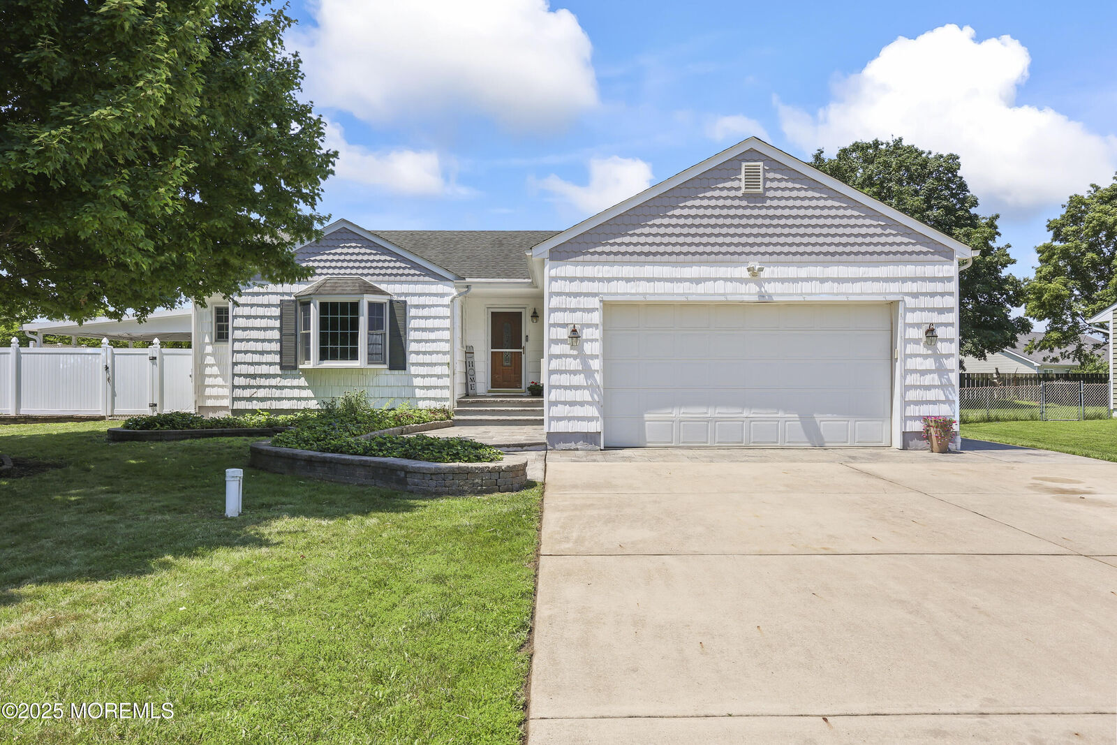 Property Photo:  23 Norlaine Drive  NJ 08511 