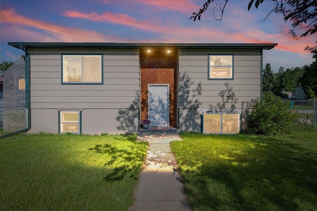 1214 10th Street  Sturgis SD 57785 photo