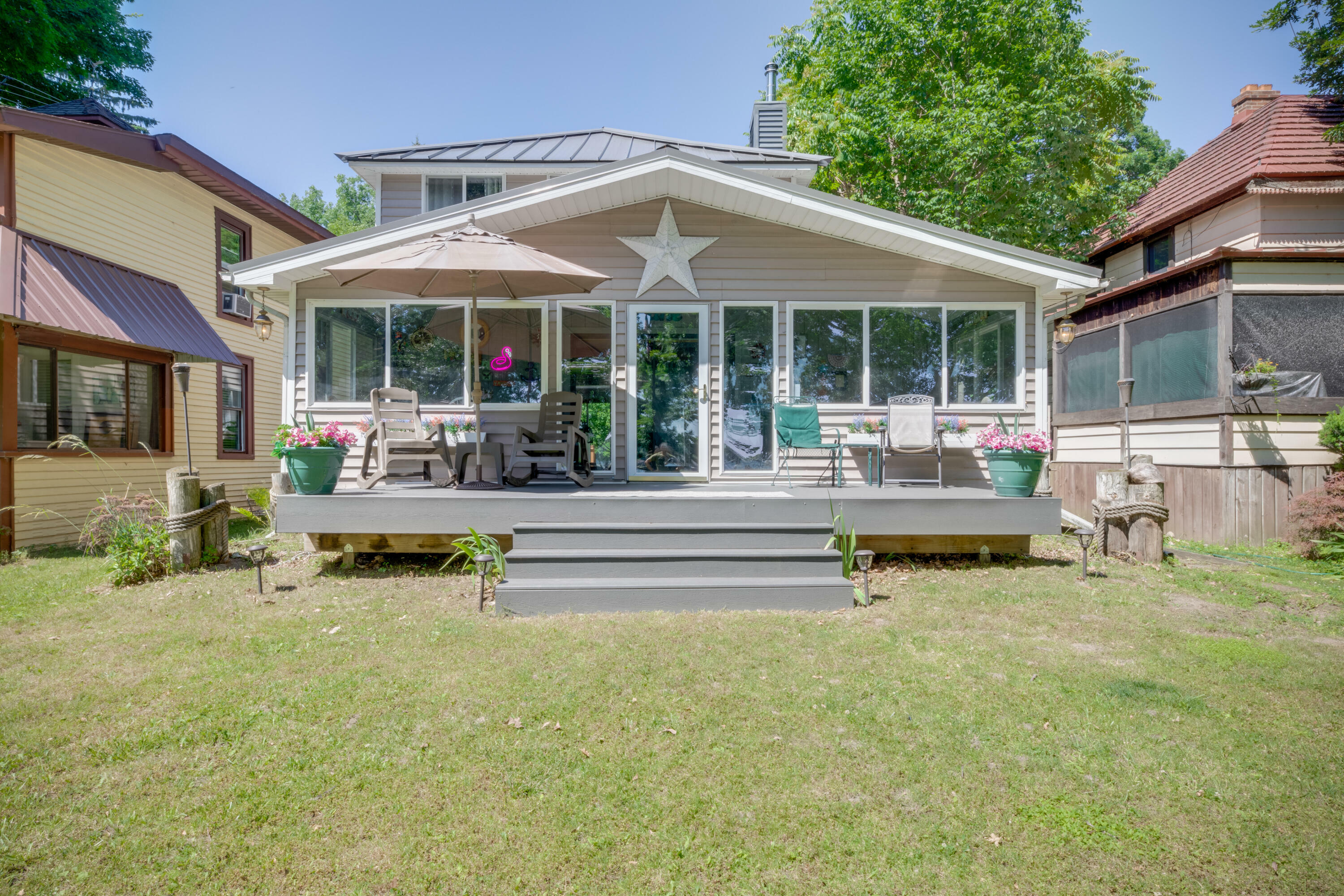 Property Photo:  2234 Toledo Street  MI 48430 