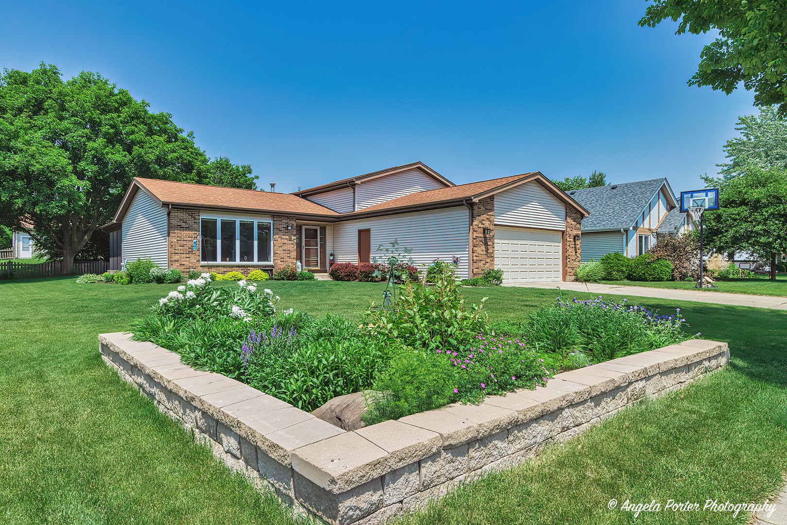 Property Photo: 3406 W Bretons Drive IL 60050