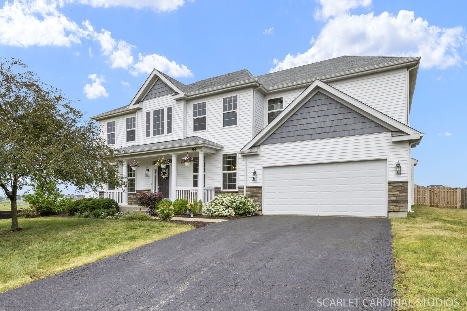 Property Photo: 854 Preston Lane IL 60543
