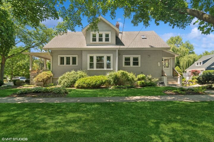 Property Photo: 300 W Fremont Street IL 60004