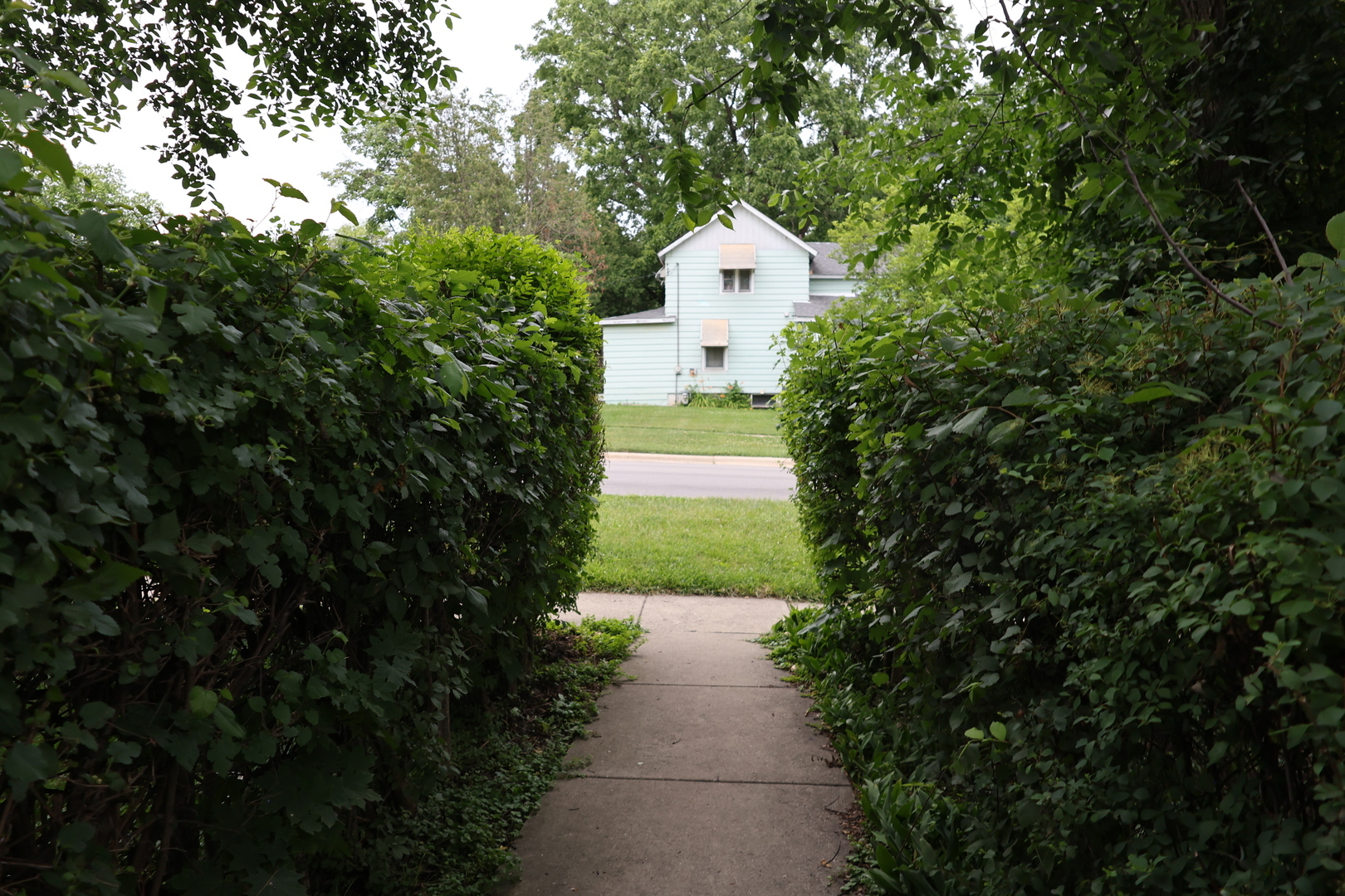 Property Photo: 604 2nd Street N IL 60048