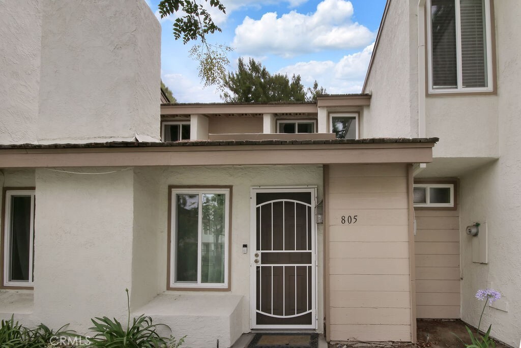 Property Photo: 805 Vista Court CA 92821