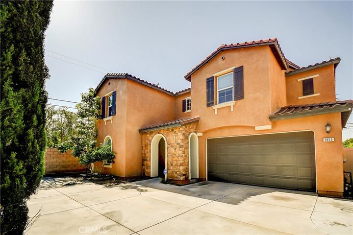 Property Photo:  1855 W Willow Avenue  CA 92804 