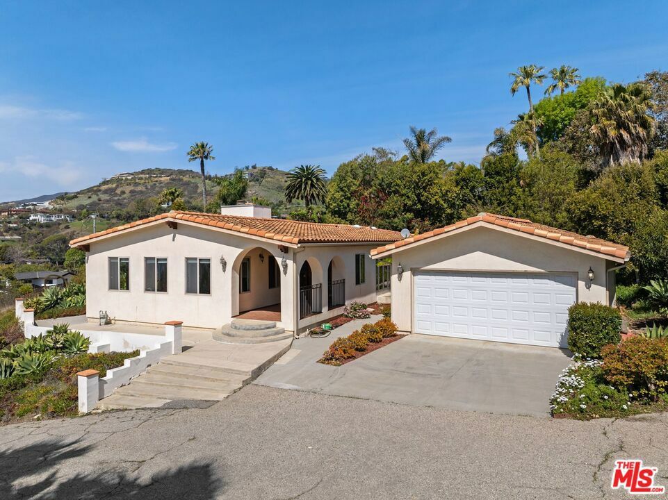 27104 Sea Vista Drive  Malibu CA 90265 photo