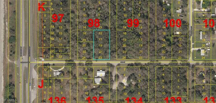 Property Photo: 7805 Laurel Avenue FL 33944