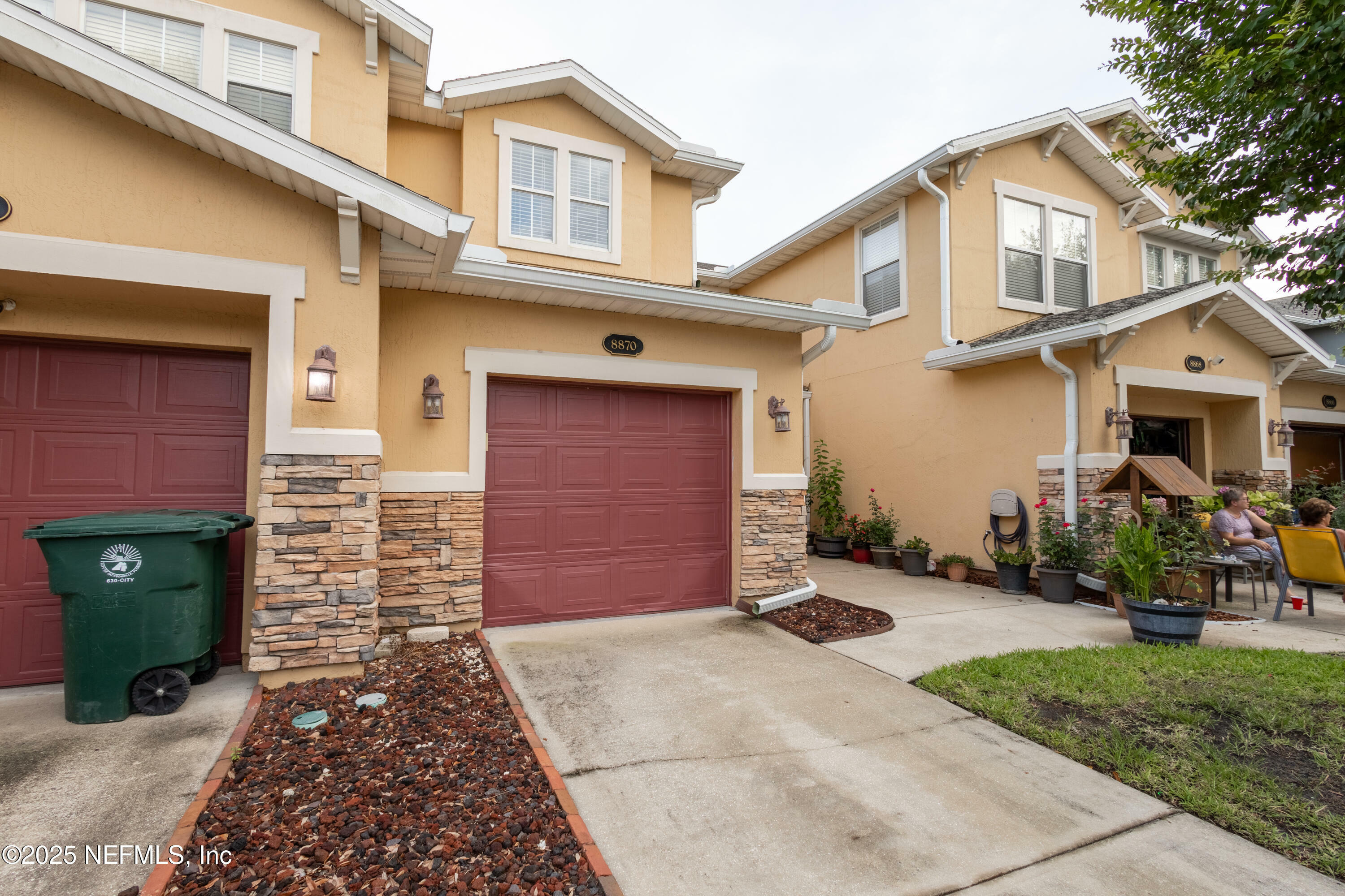 Property Photo:  8870 Inlet Bluff Drive  FL 32216 