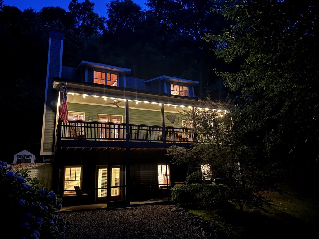 Property Photo:  142 Evergreen Road  GA 30546 