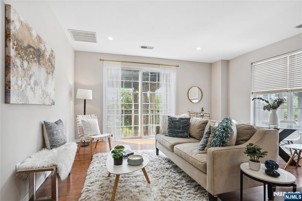 Property Photo:  443 2nd Street 412  NJ 07302 