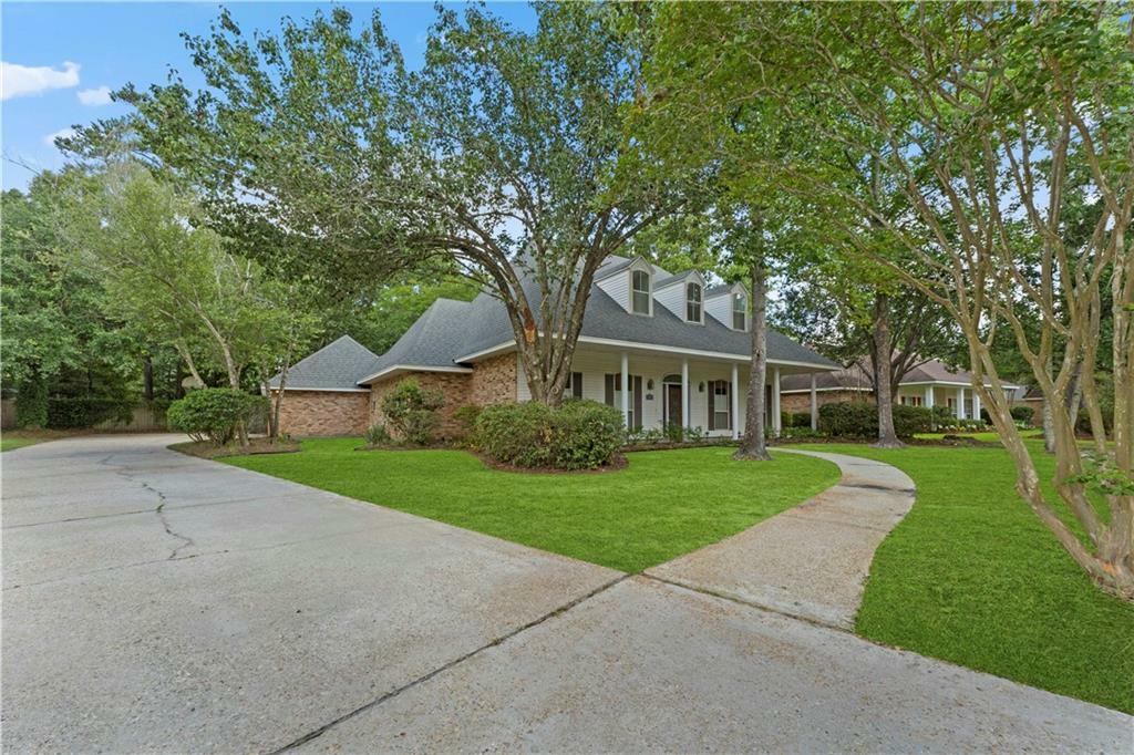 Property Photo:  2150 Hampsire Drive  LA 70461 