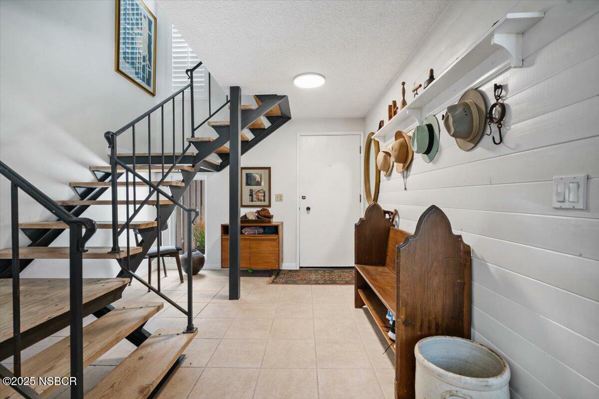 Property Photo:  126 Tallyho Road  CA 93455 