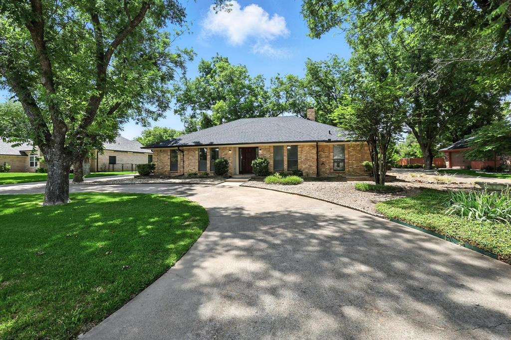 7205 Westover Drive  Granbury TX 76049 photo