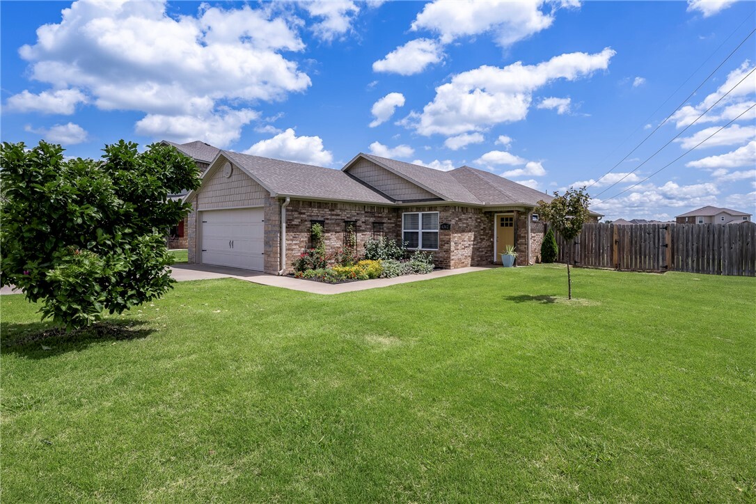 Property Photo: 4342 Augustine Drive AR 72762