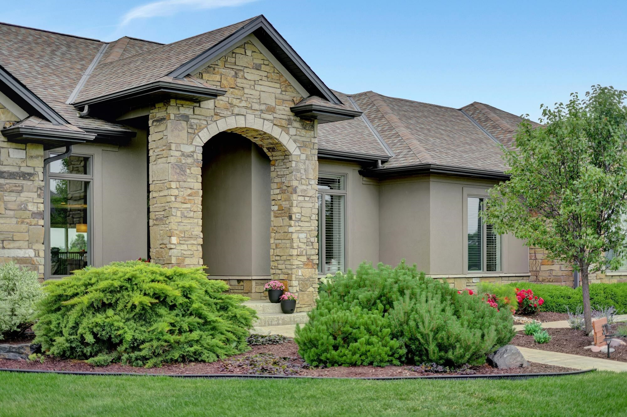 Property Photo: 3211 W Covered Bridge Drive NE 68523